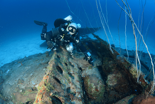 wreck diving above the superstructure