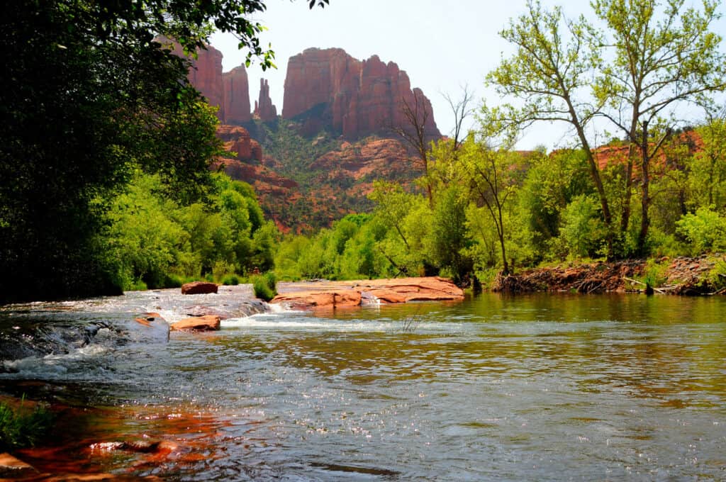 Creekside of Cathedral Rock. A hiking destination on the Sedona tours for seniors bucketlist