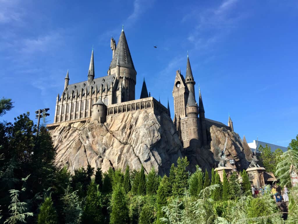 Orlando, Florida: Hogwart in the wizarding world of Harry Potter, Island of adventure, Universal studios. Ideal for vacations with grandparents
